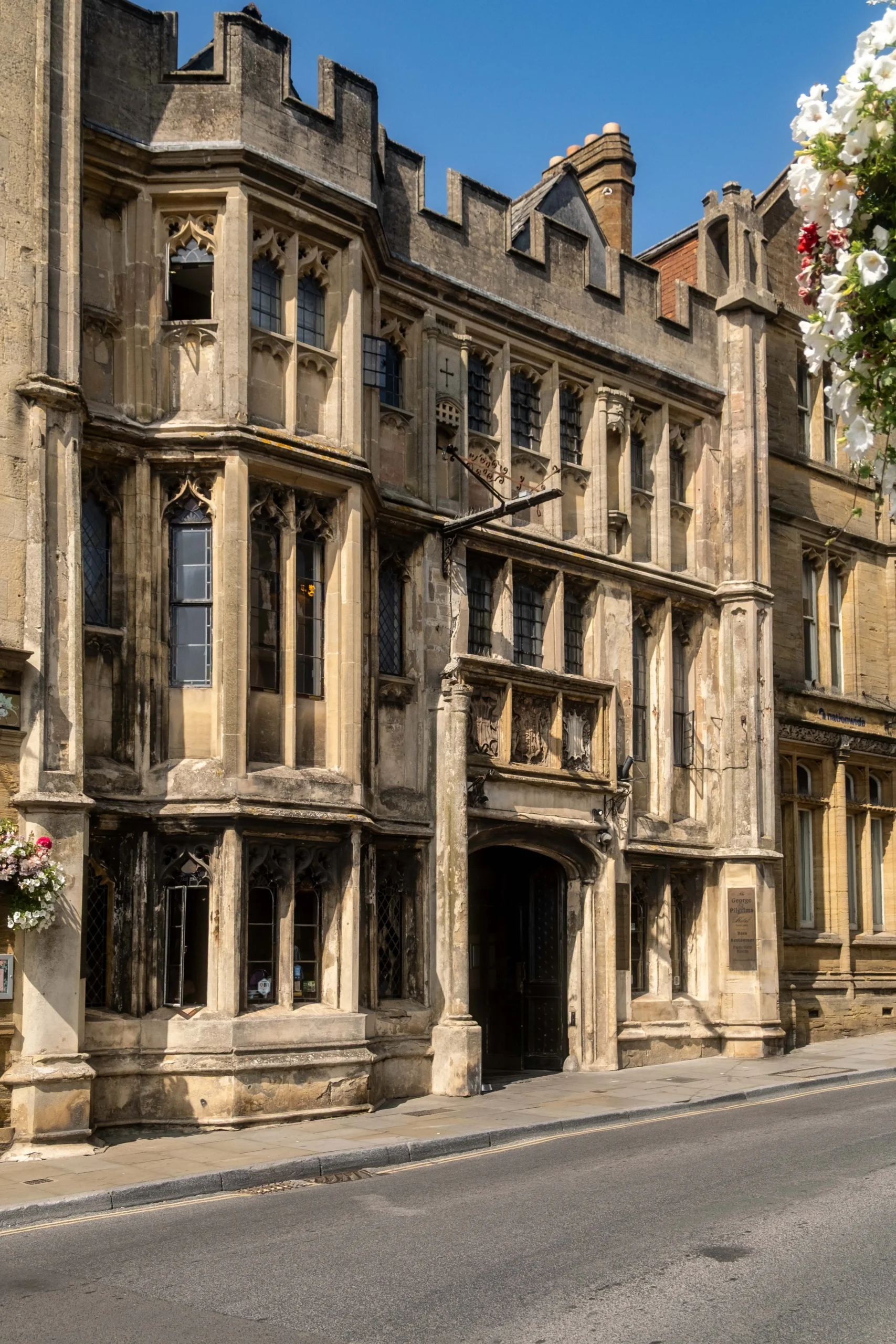 George & Pilgrims Inn