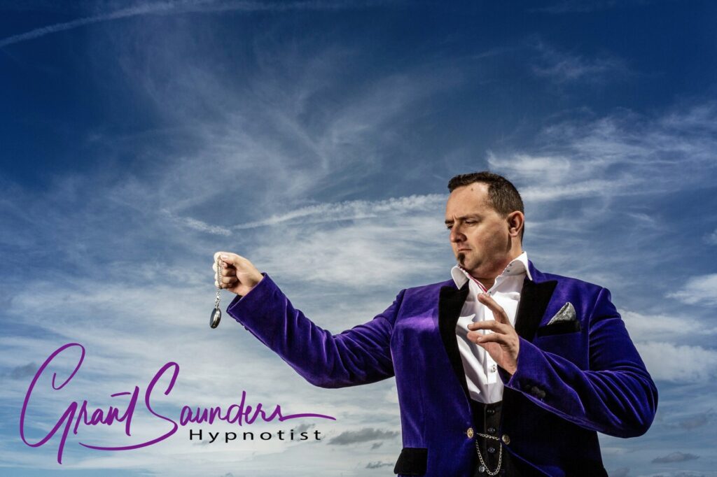 Comedy Hypnotist – Grant Saunders